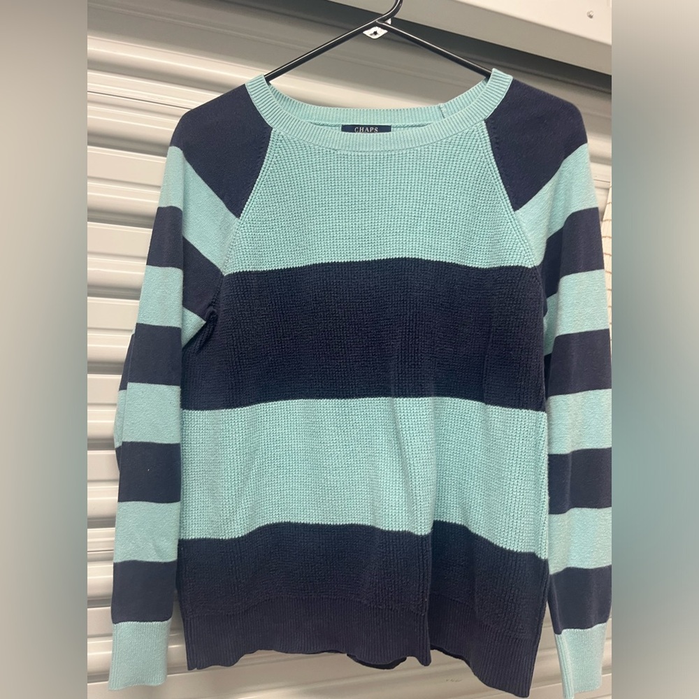 Chaps L woman sweater